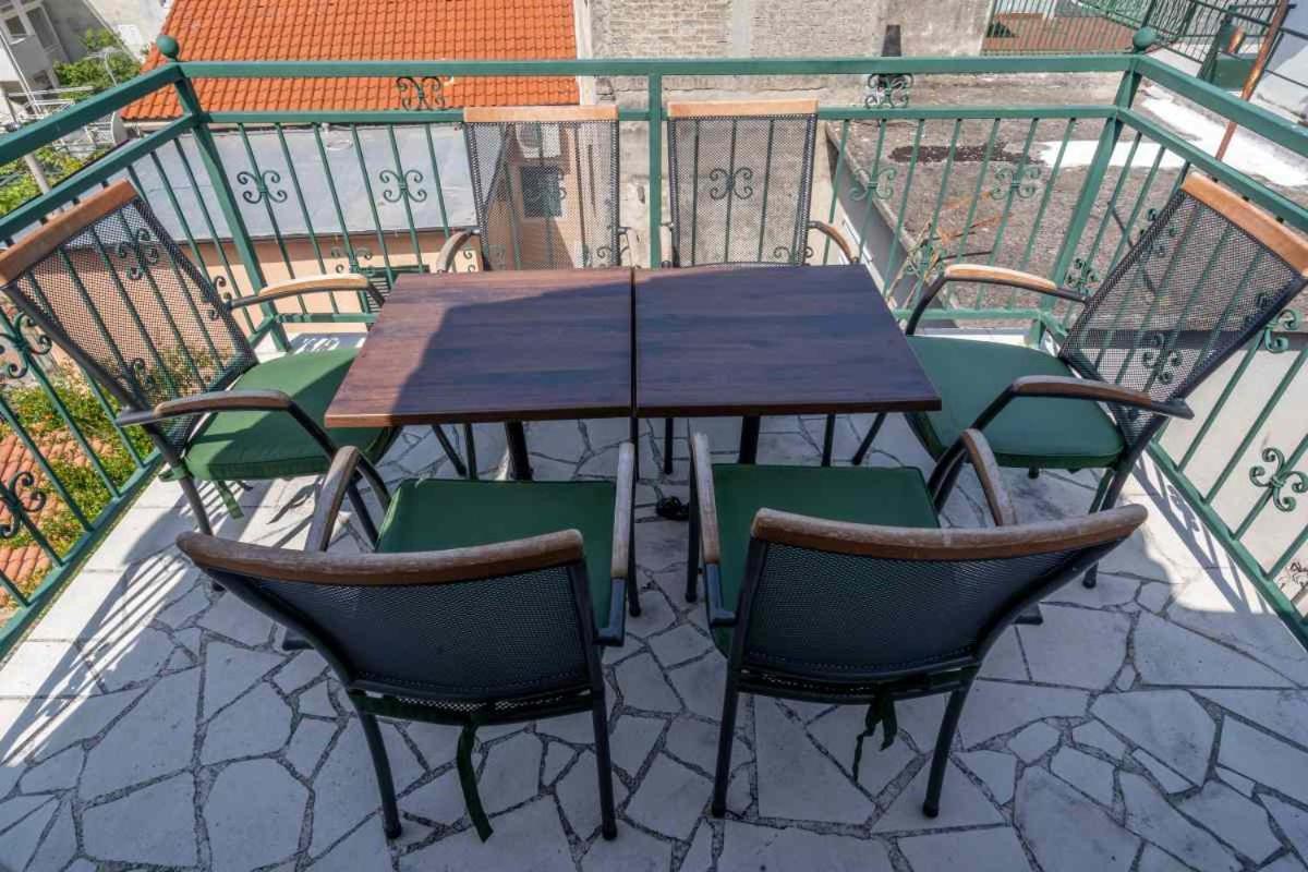 Apartments Inn Baška Voda Extérieur photo